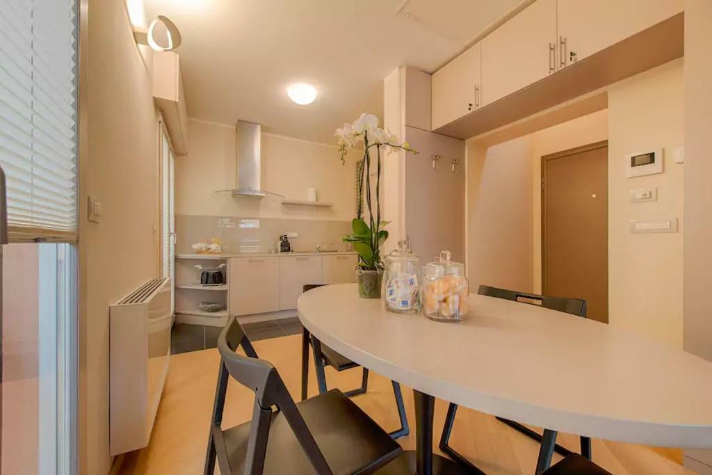 Bologna Altana Deluxe Apartman Kültér fotó